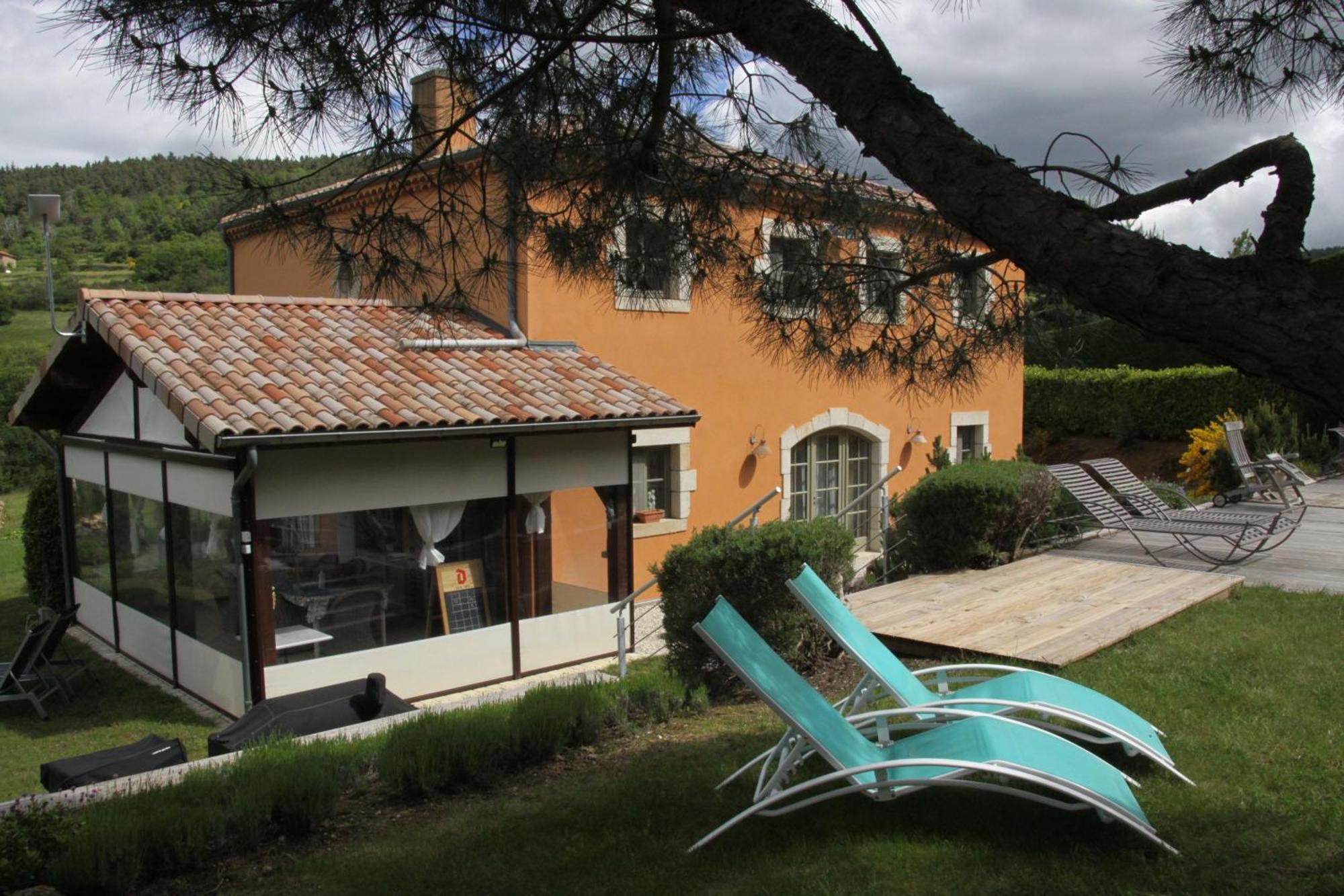 Bed and Breakfast La Bastide de Fontaille Saint-Félicien Exterior foto